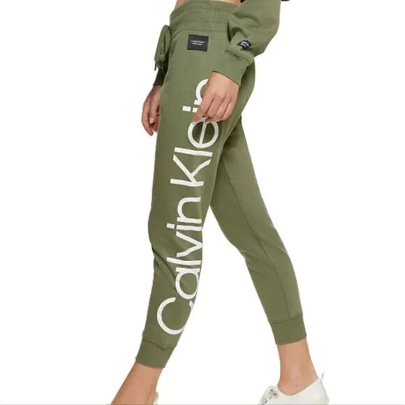 Calvin Klein Performance Plus Size Jumbo Logo Jogger Pants - Picture 2 of 2